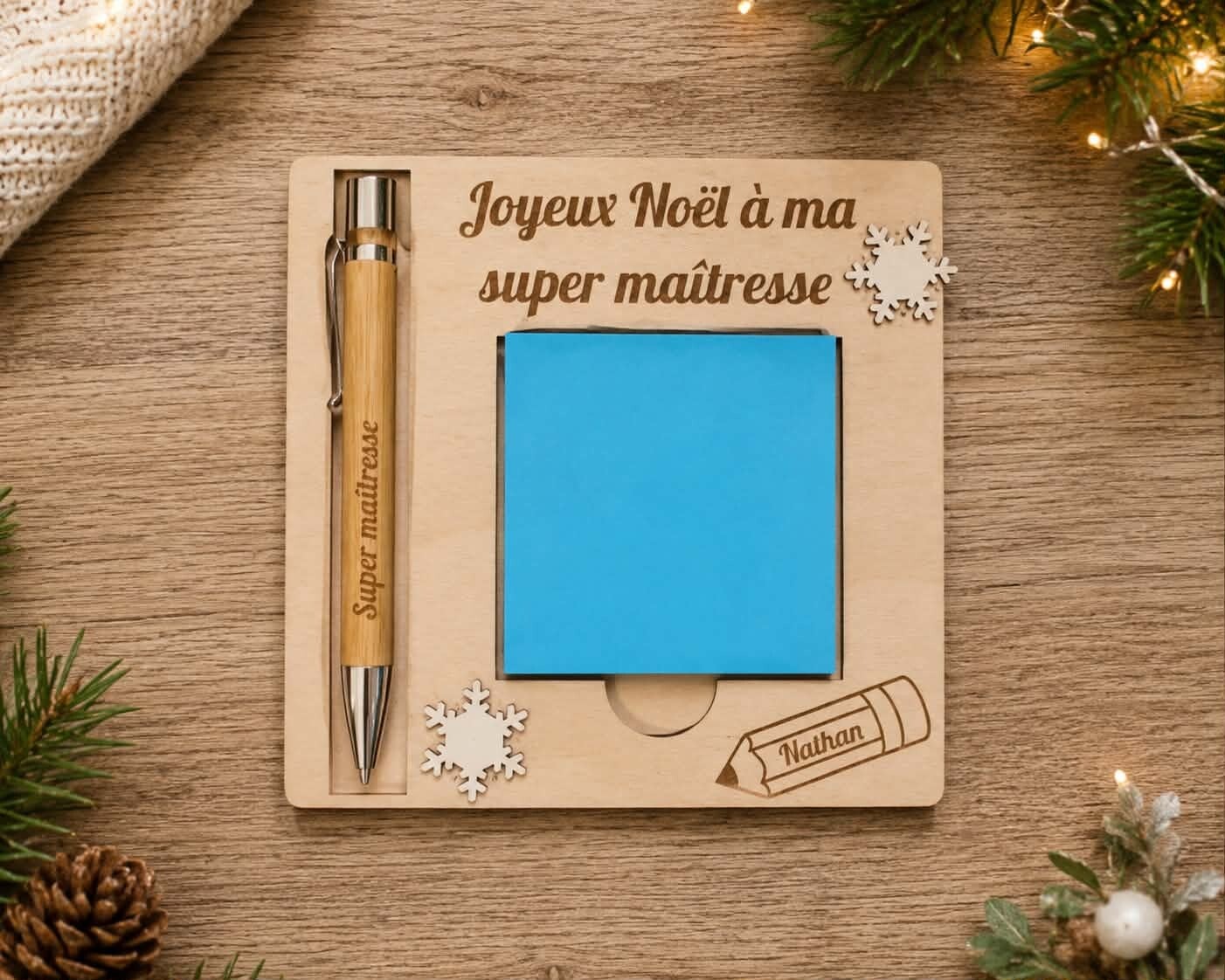 Bloc note avec post it et son stylo en bois - Modèle flocon