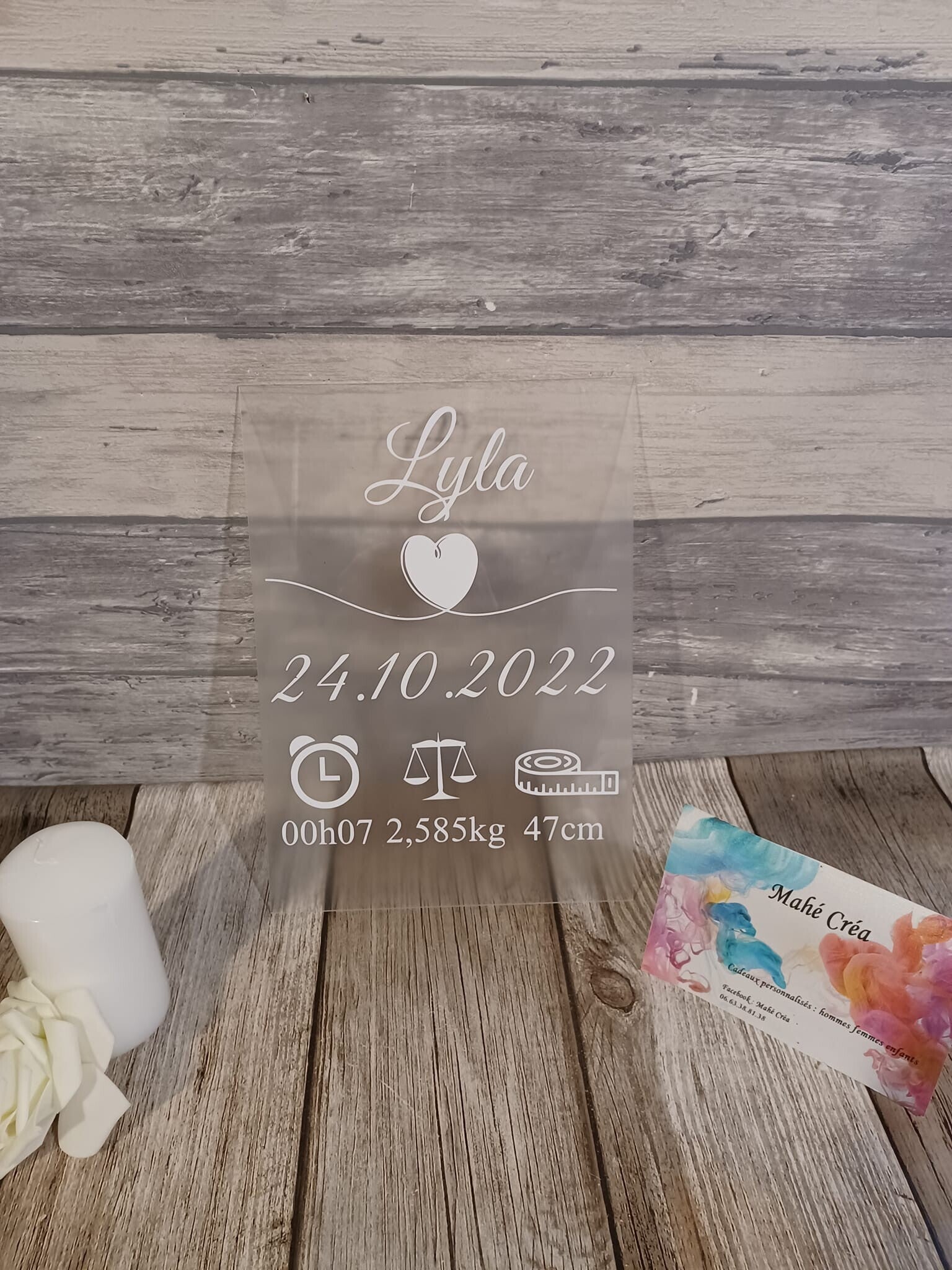Plaque en plexiglass personnalisée - Modèle naissance ligne coeur