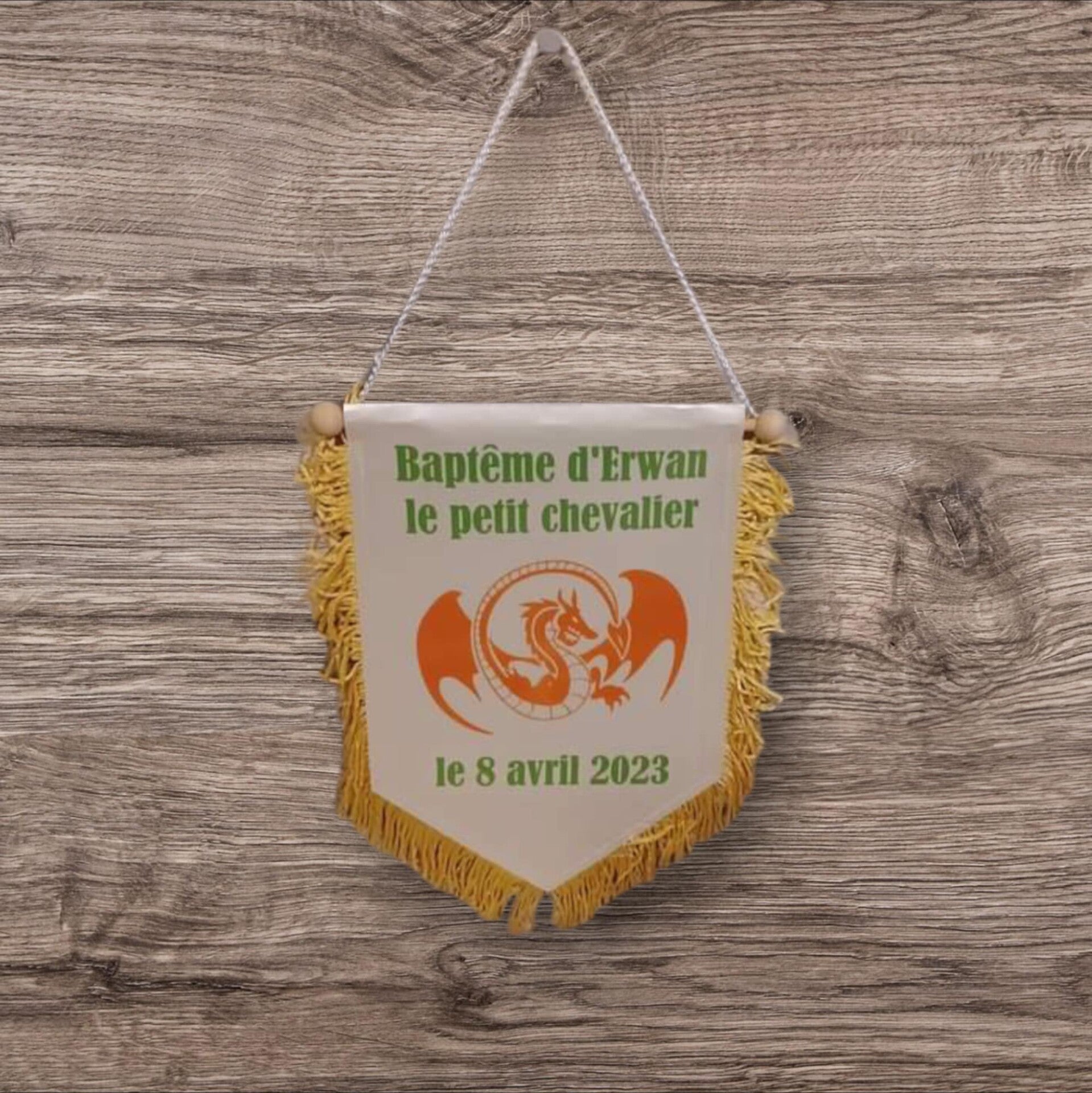Fanion personnalisé - Modèle dragon