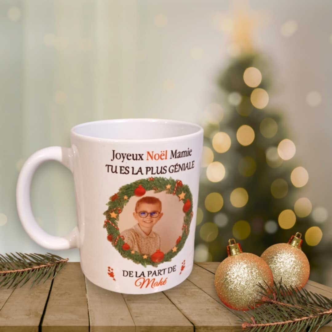 Mug personnalisé - Modèle couronne de Noël