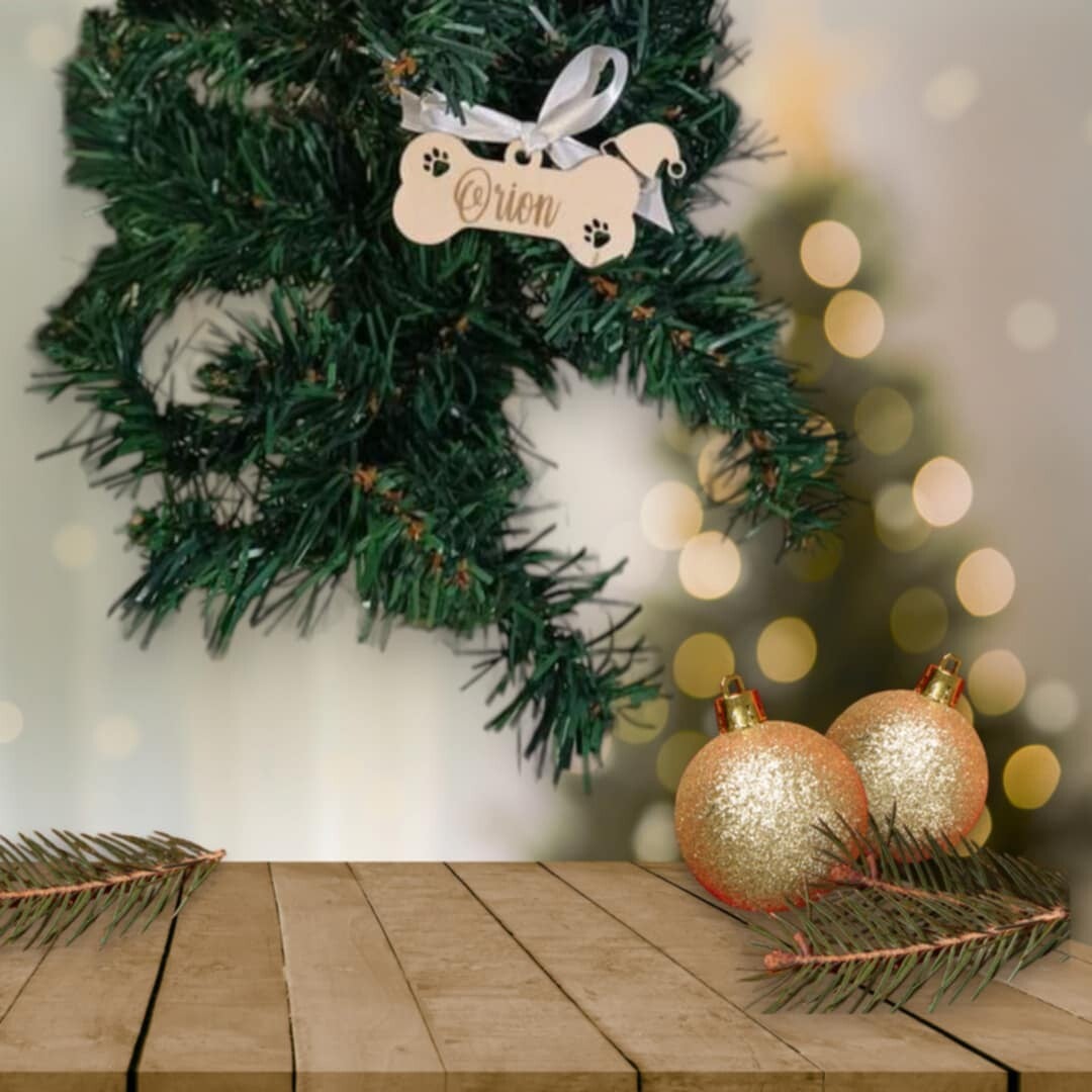 Ornement de sapin en bois personnalisé - Modèle os
