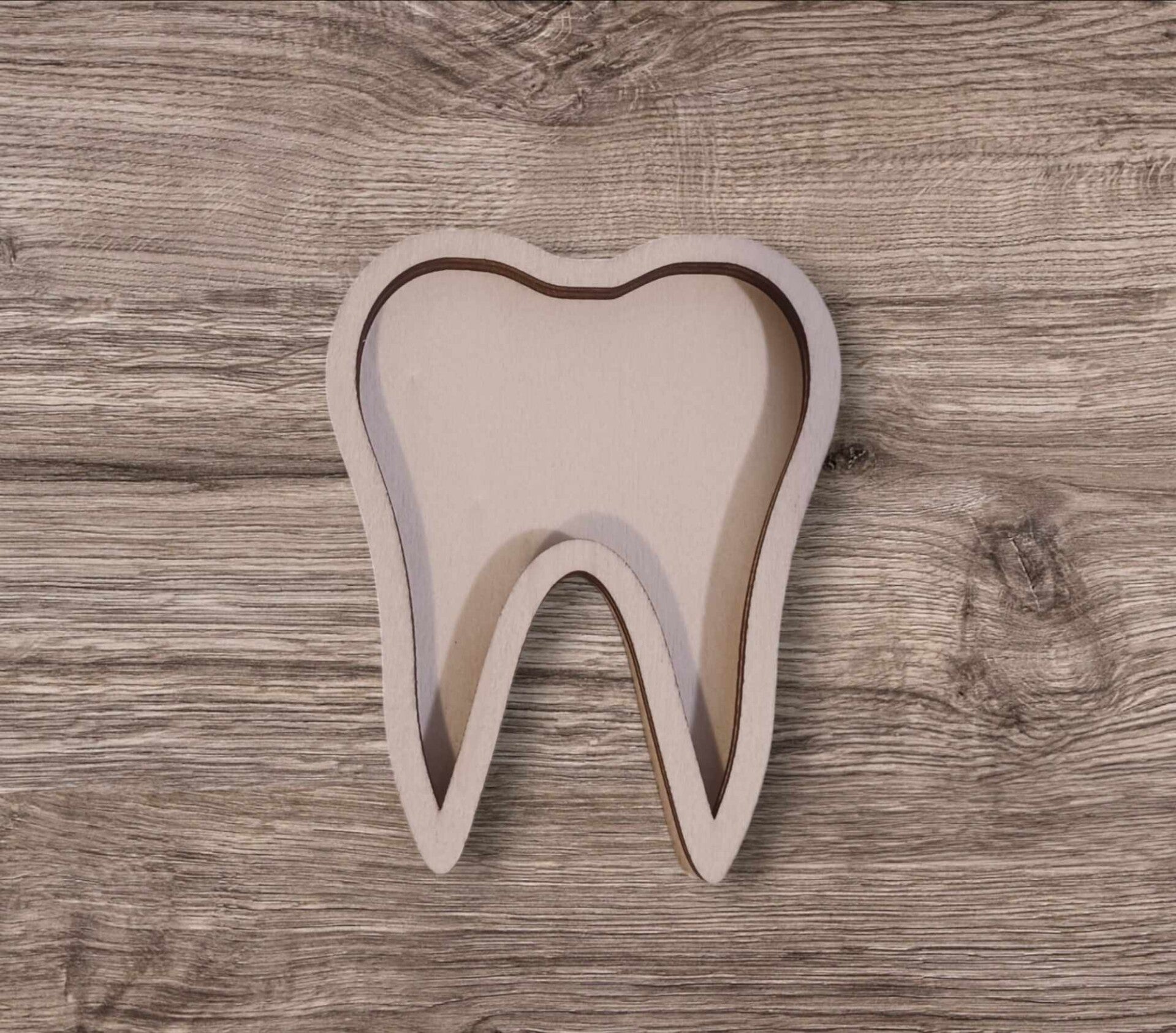 Coupelle dent en bois personnalisée - Modèle 100% personnalisable selon vos souhaits