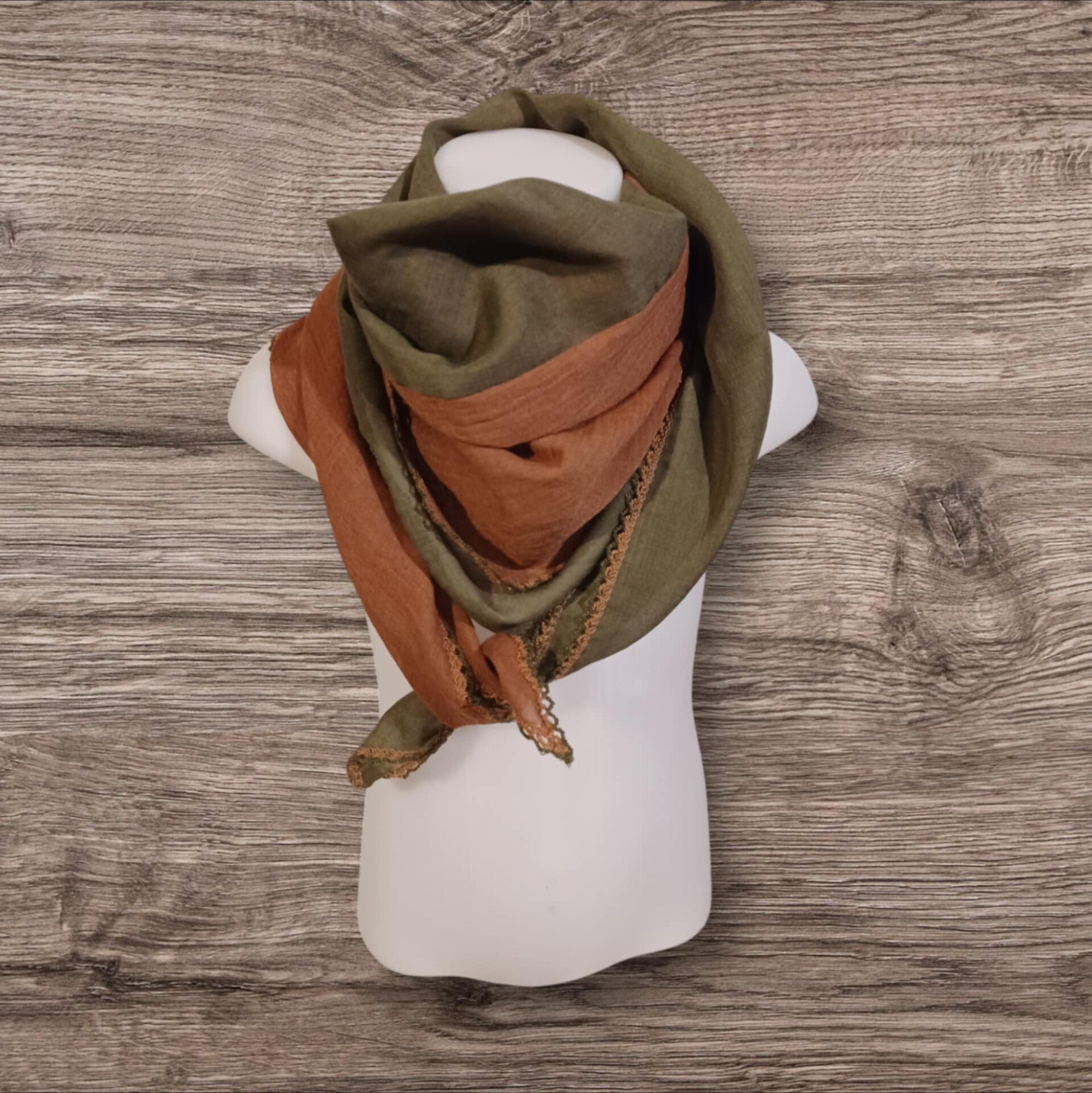 Foulard adulte - Modèle kaki et rouille