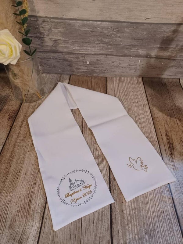 Echarpe de baptême ou communion personnalisée - Modèle église et colombe