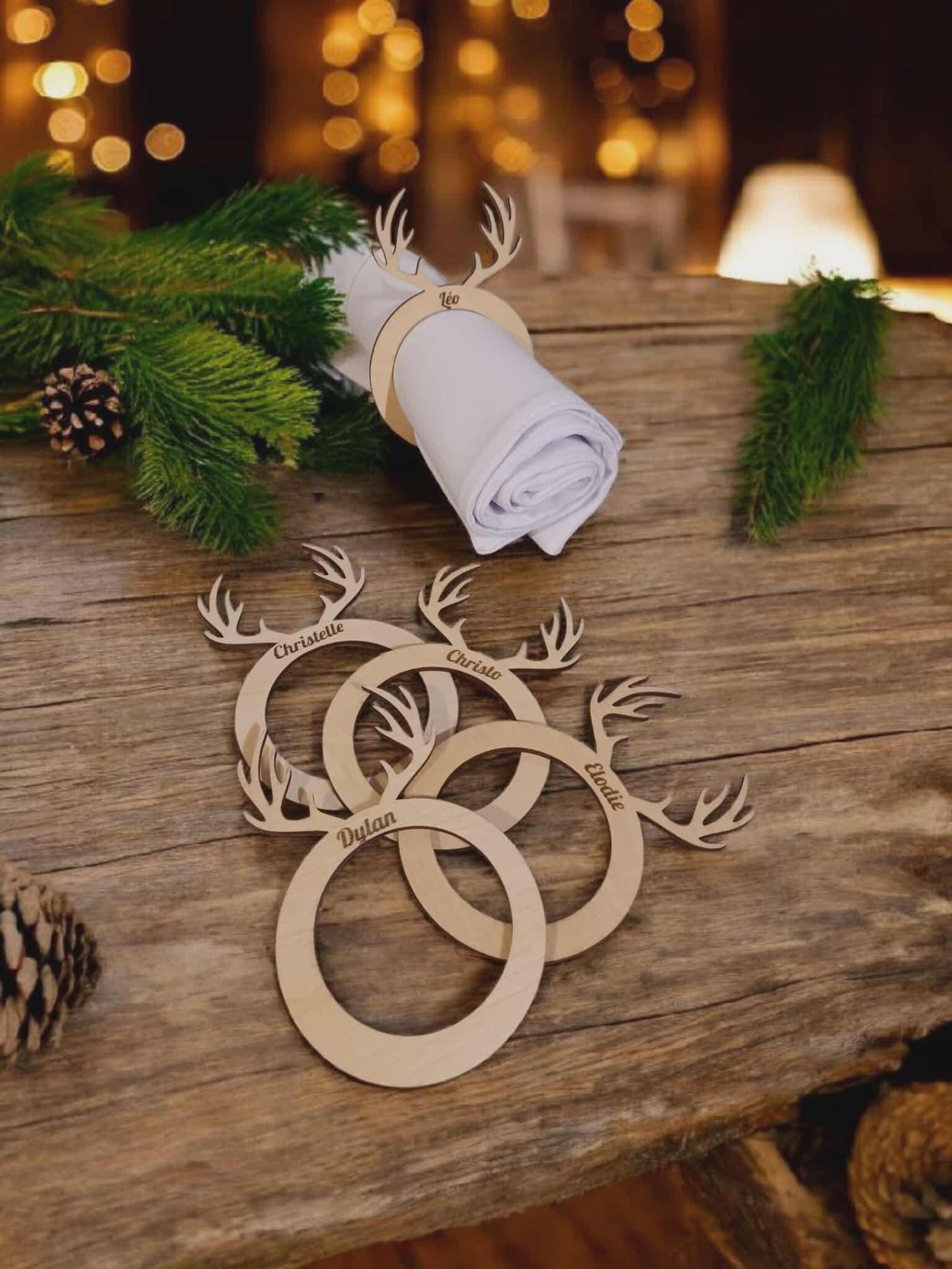 Rond de serviette en bois personnalisé - Modèle rennes