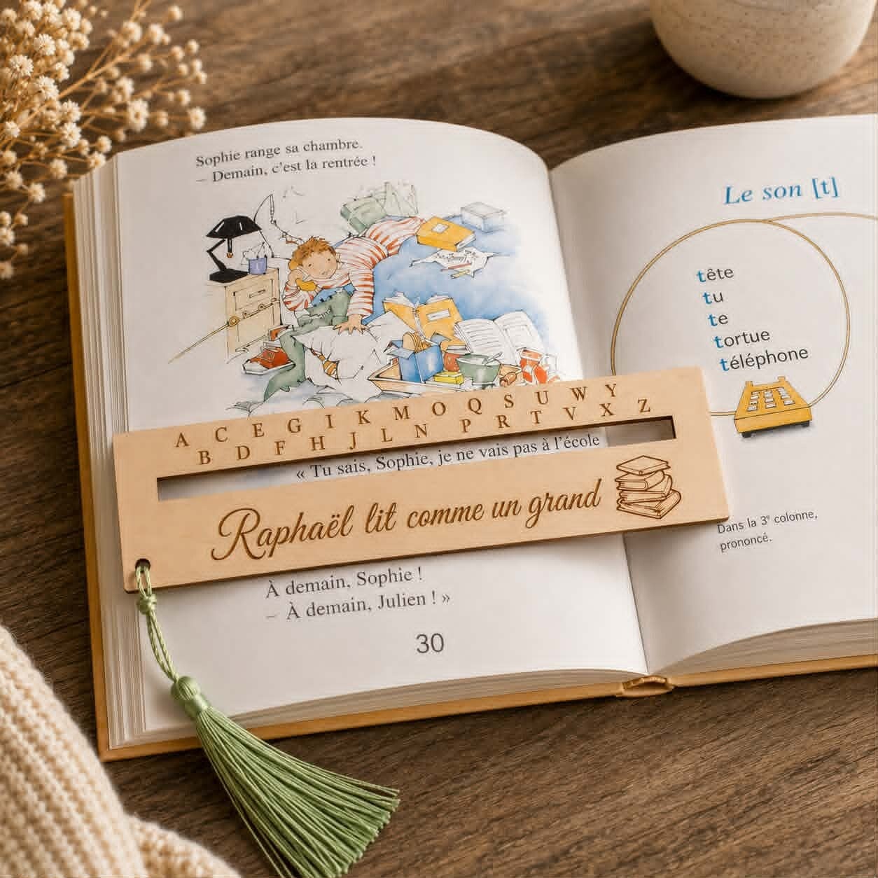 Aide à la lecture personnalisé en bois - Modèle alphabet et livre