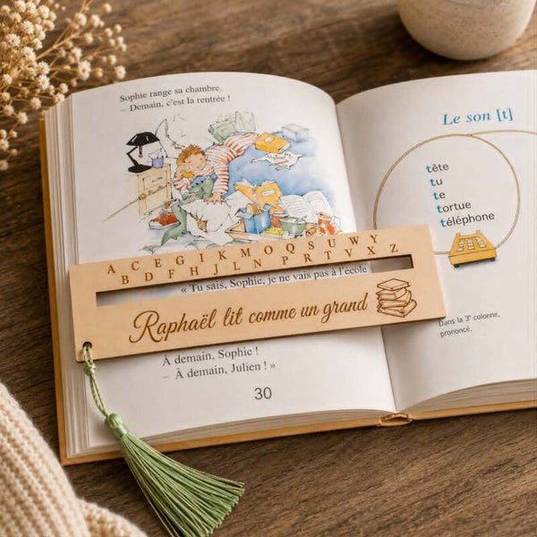 Aide à la lecture personnalisé en bois - Modèle alphabet et livre