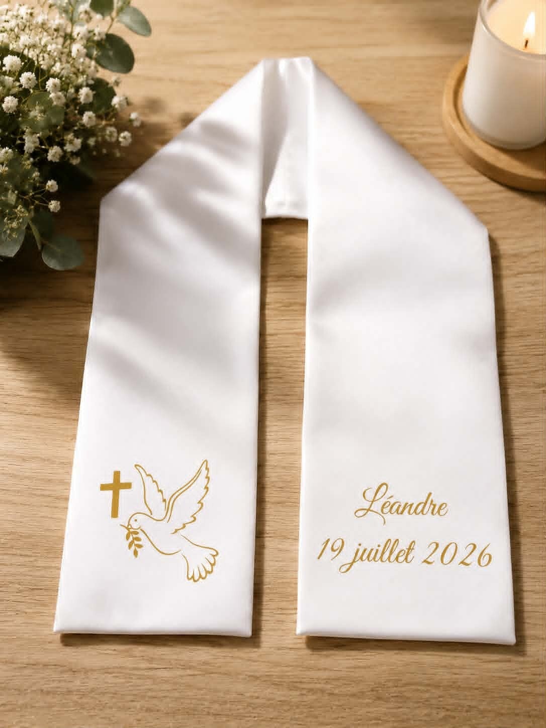 Echarpe de baptême ou communion personnalisée - Modèle colombe avec branche olivier et croix