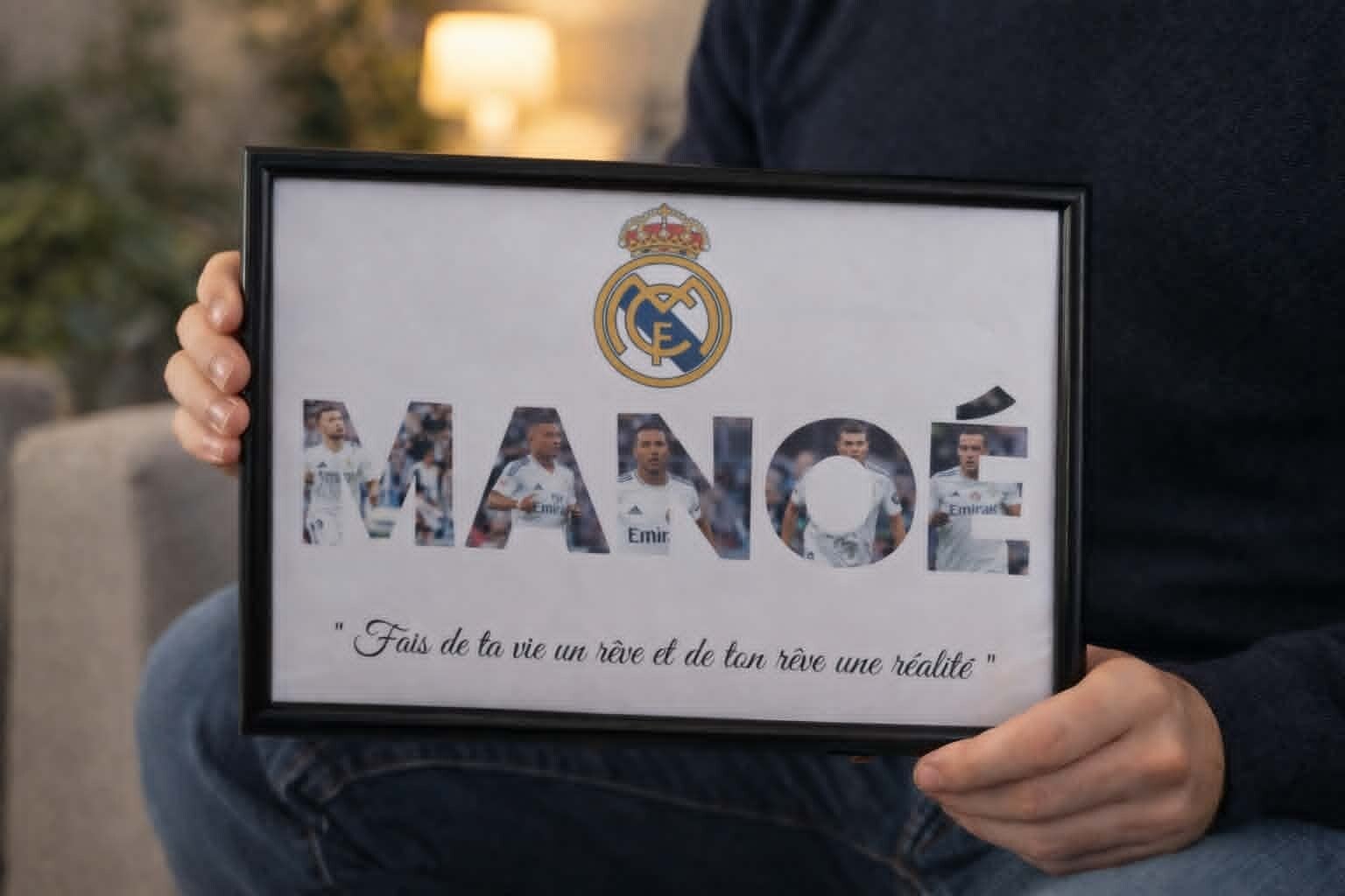 Affiche personnalisée sportive logo et photos dans lettres - Modèle 100% personnalisable selon vos souhaits