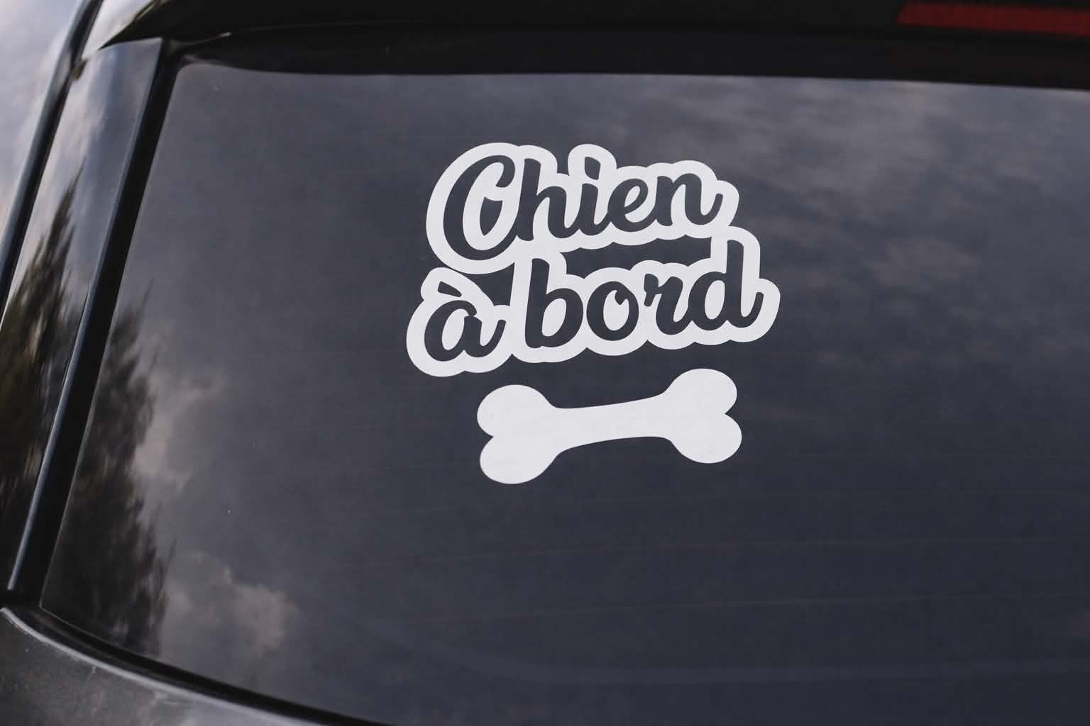 Sticker " à bord" personnalisé - Animaux - Modèle os