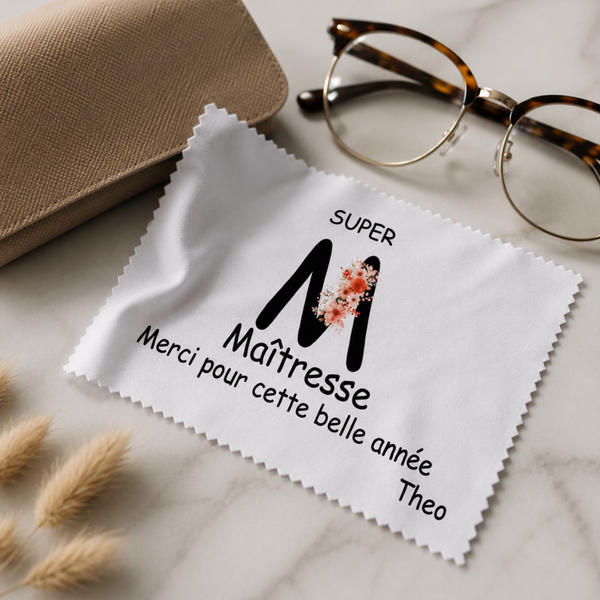 Lingette à lunette personnalisée - Modèle lettre fleural
