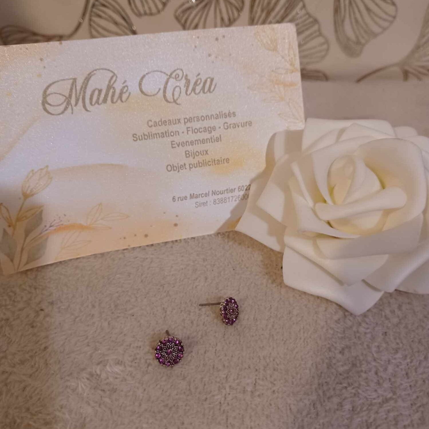 Boucles d'oreilles - Modèle ronde avec avec strass