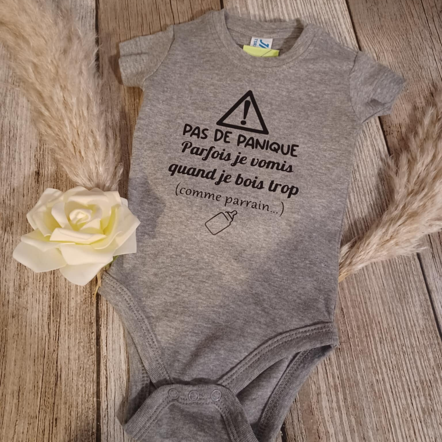 Body personnalisé couleur flocage - Modèle danger et biberon
