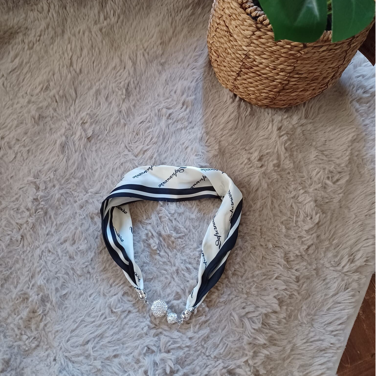 Foulard adulte à bijoux - Modèle noir