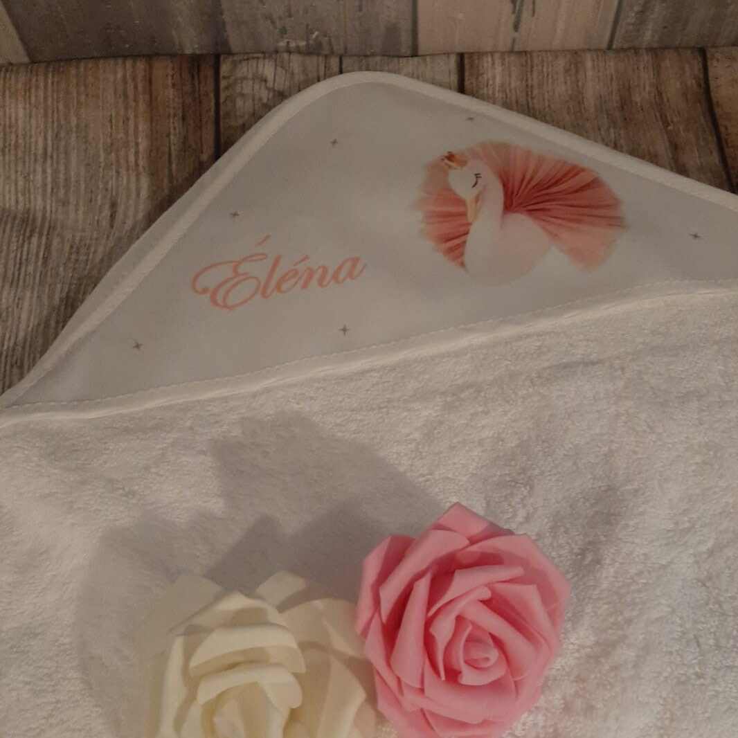 Cape de bain / Sortie de bain personnalisée - Modèle cygne et étoile