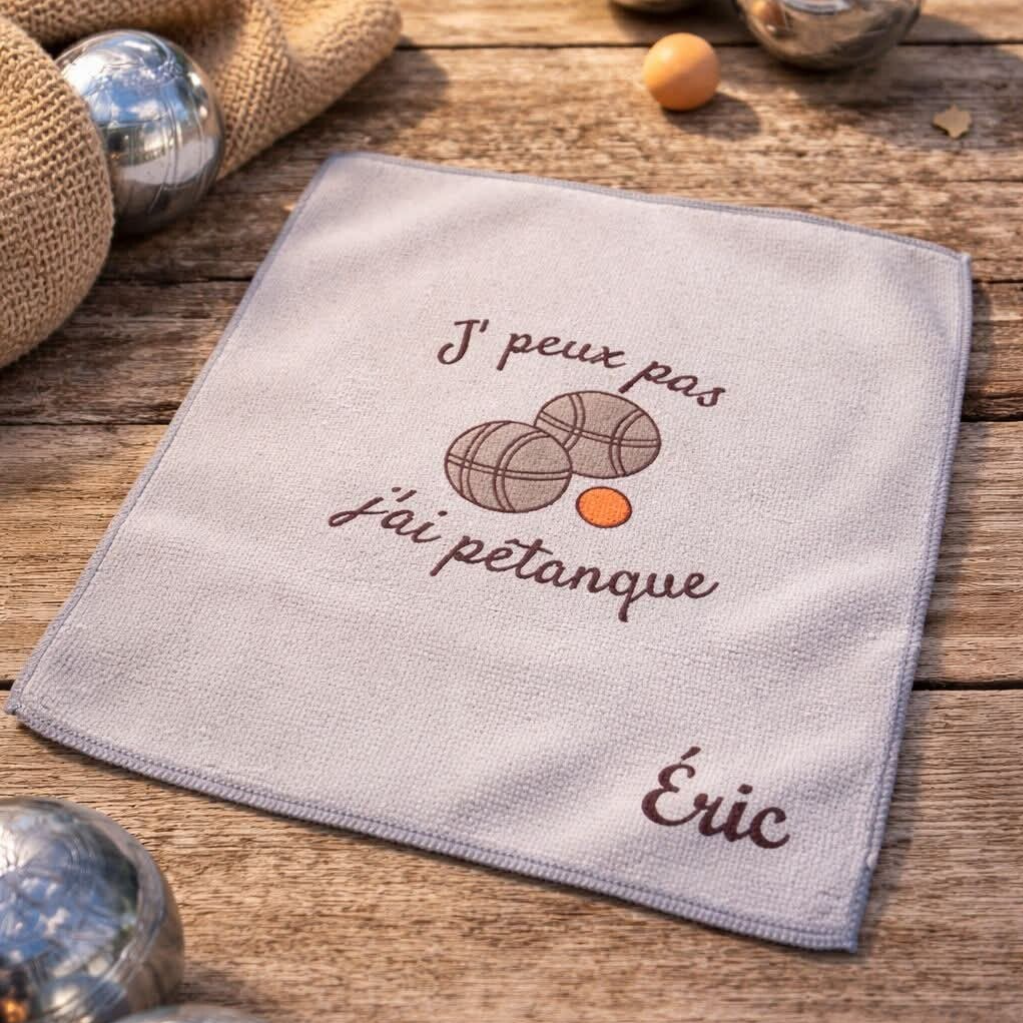 Chiffon personnalisé - Modèle "J'peux pas j'ai pétanque " 2
