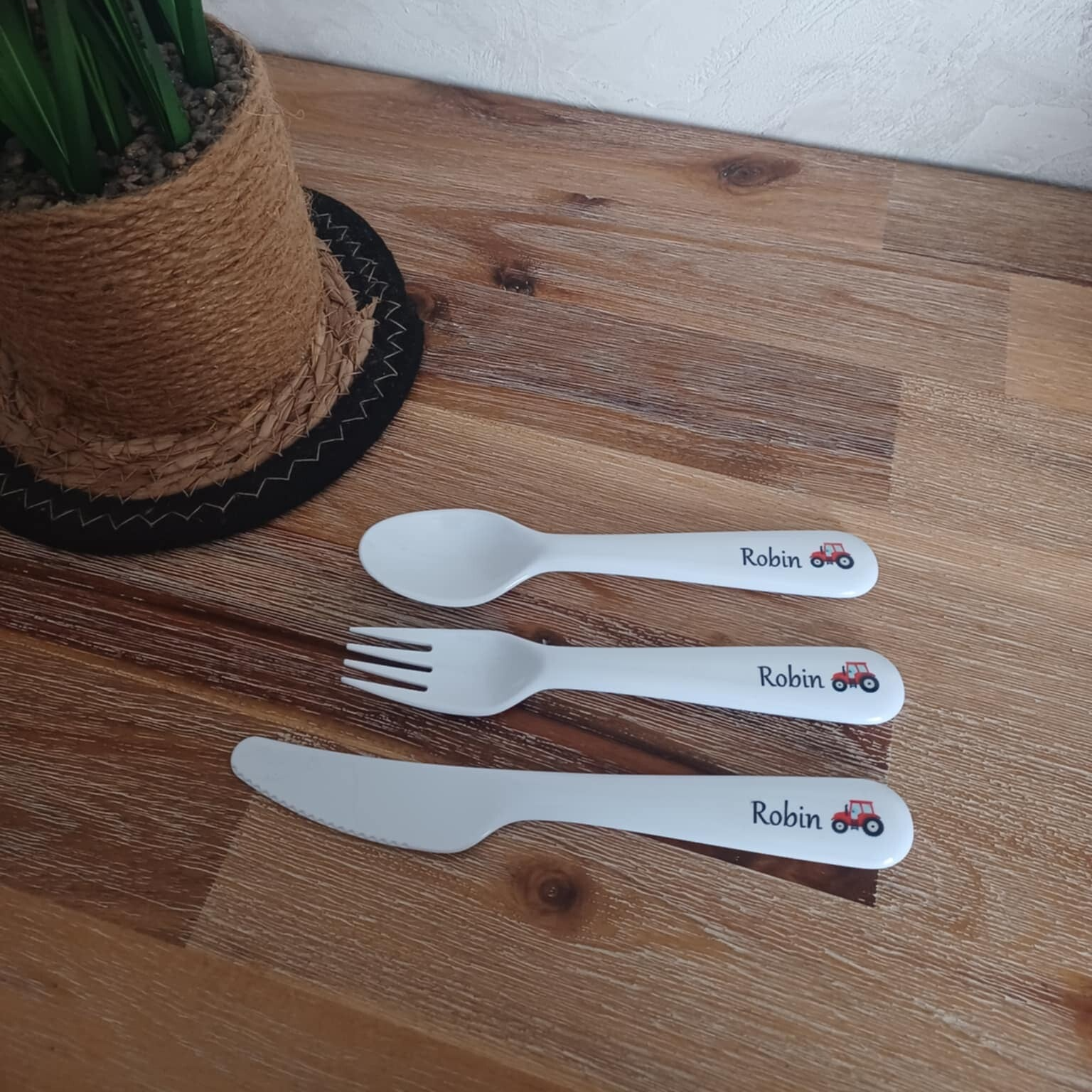 Lot de couverts personnalisés - Modèle tracteur rouge