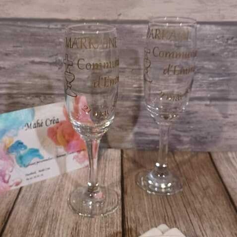 Flûte à champagne personnalisée vinyle adhésif - Modèle calice avec croix