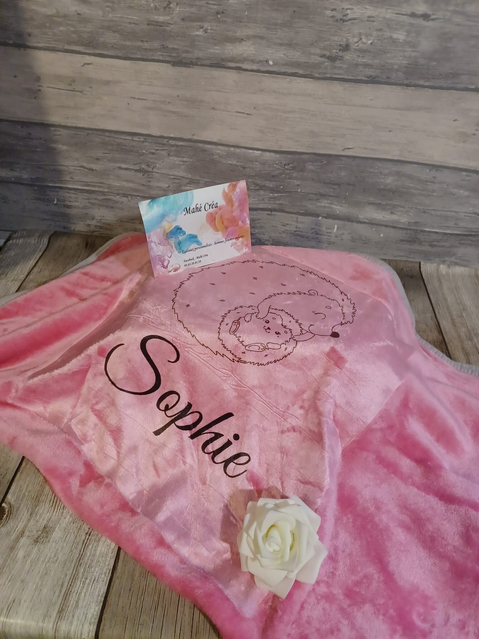 Couverture personnalisée - Modèle hérisson avec son bébé