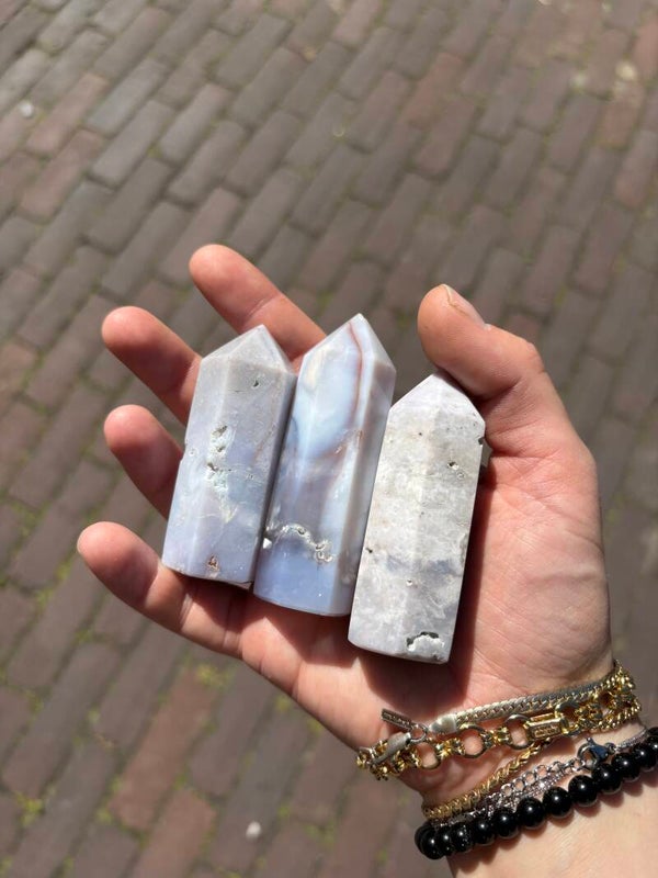 Paarse Chalcedoon Toren