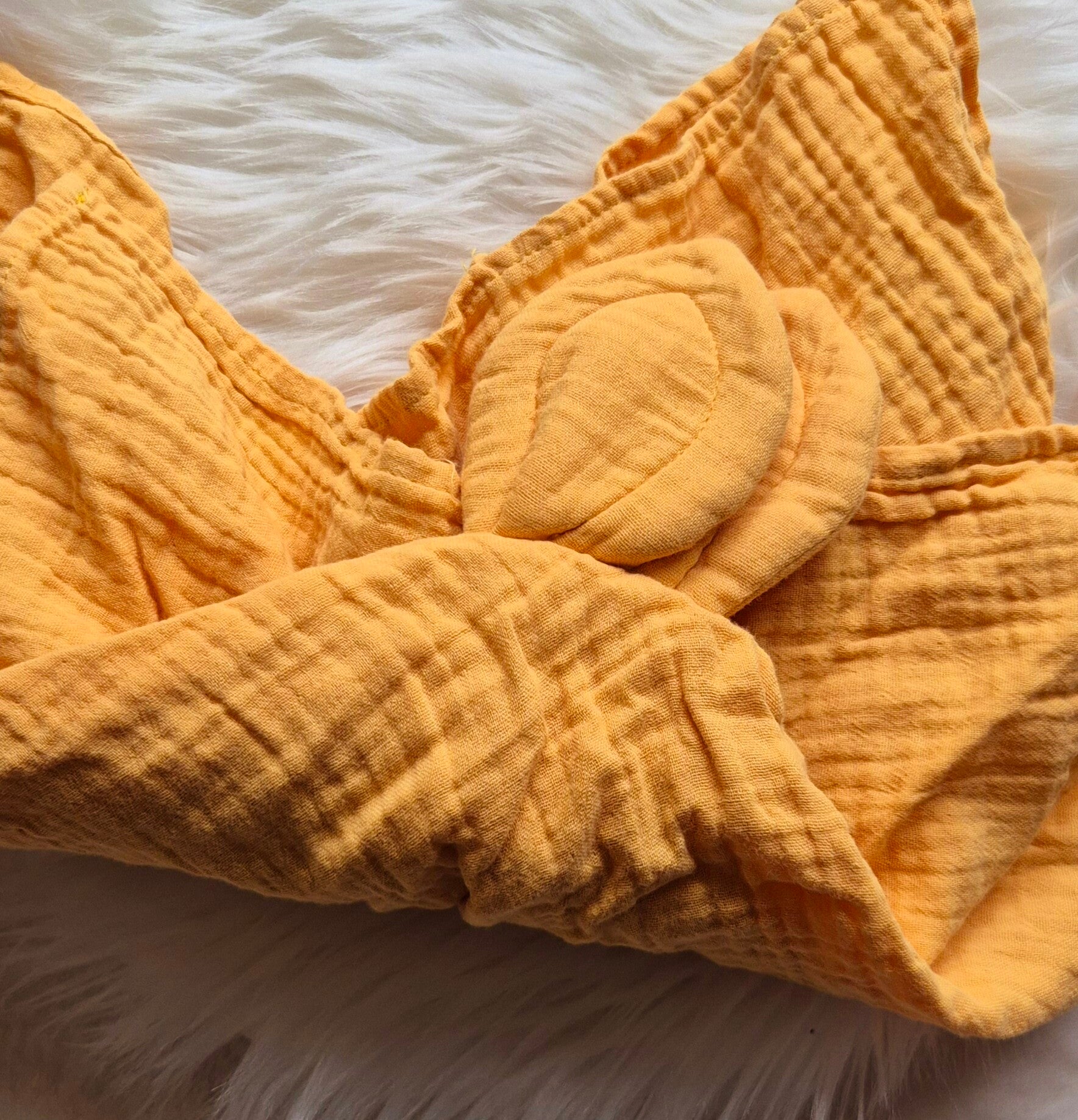 Doudou personnalisé Lapin moutarde