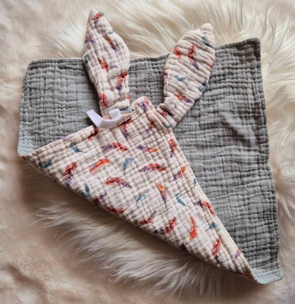 Doudou personnalisé Lapin plume