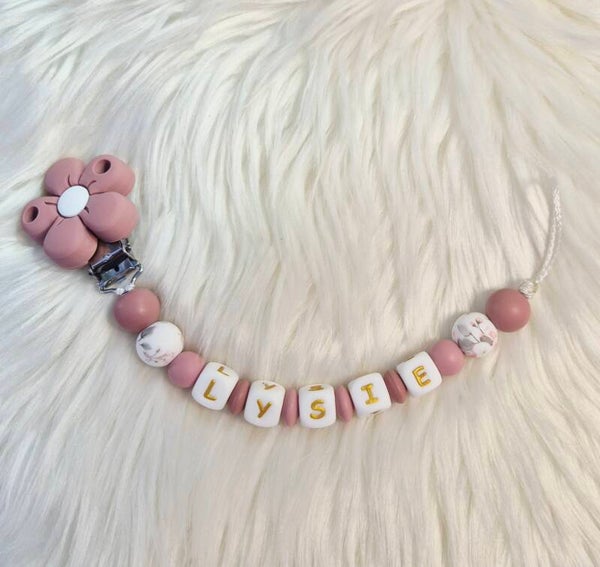 Attache tétine simple