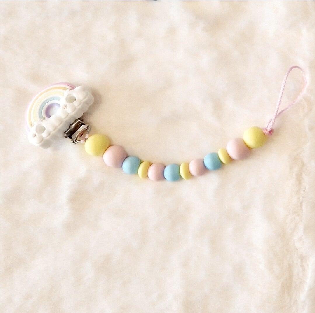 Attache tétine personnalisé arc en ciel