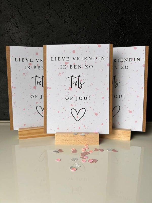 • Lieve vriendin, ik ben zo trots op jou. Set van 3 wenkaarten