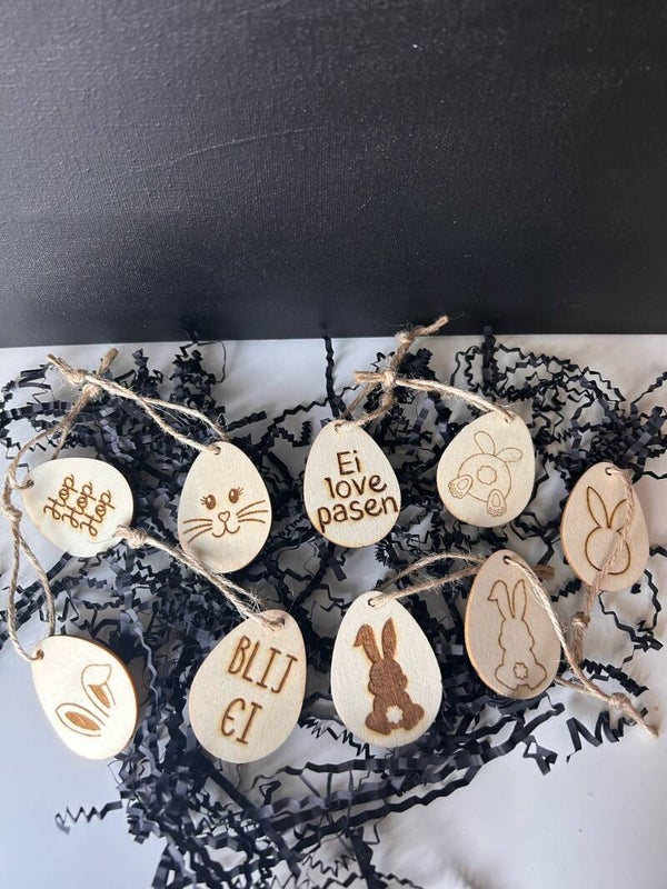 • Houten Paashangers • Set van 9 stuks