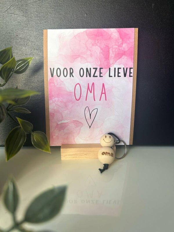 • Voor onze lieve oma • met sleutelhanger