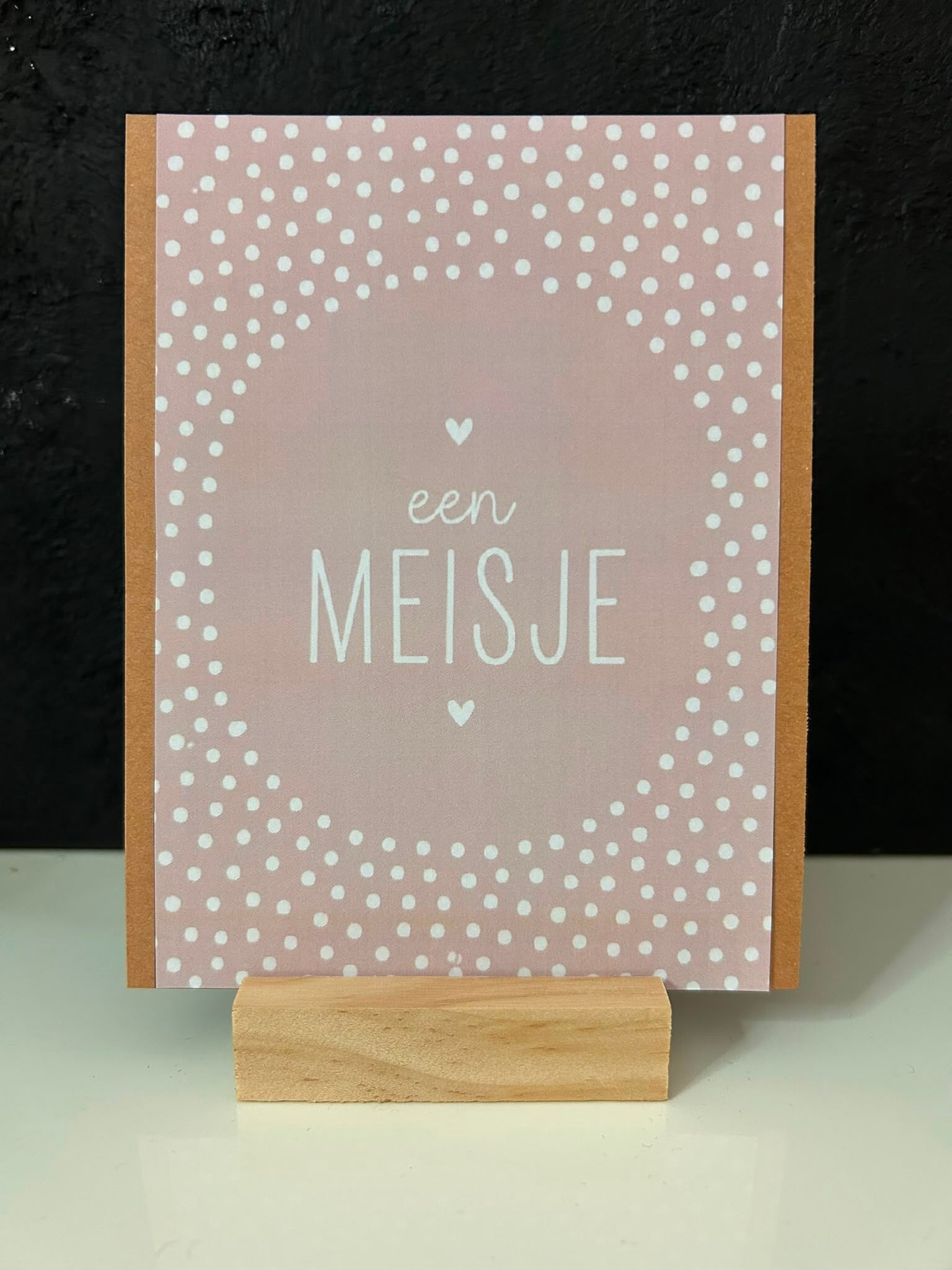 • Een meisje •