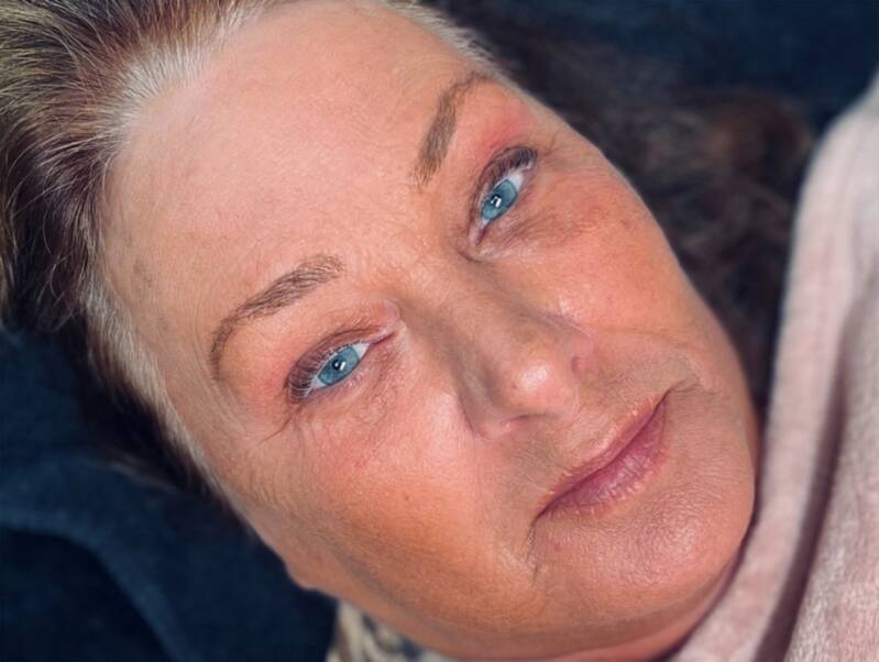 Henna brows &amp; Lash lift incl tint