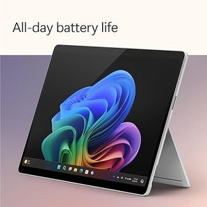 Surface Pro Copilot+ PC 5G 2025 con Snapdragon X Elite, display OLED da 13 pollici e connettività mobile ultraveloce per professionisti sempre in movimento.