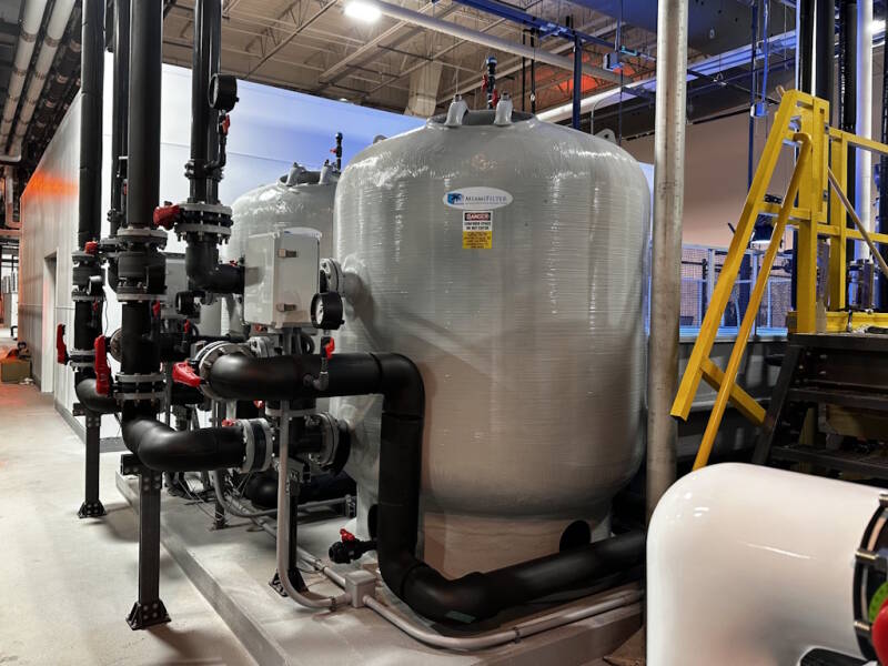 Filter system in a marine life support application