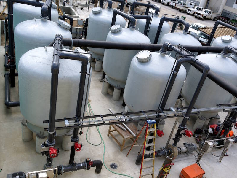 Filter system in a marine life support application