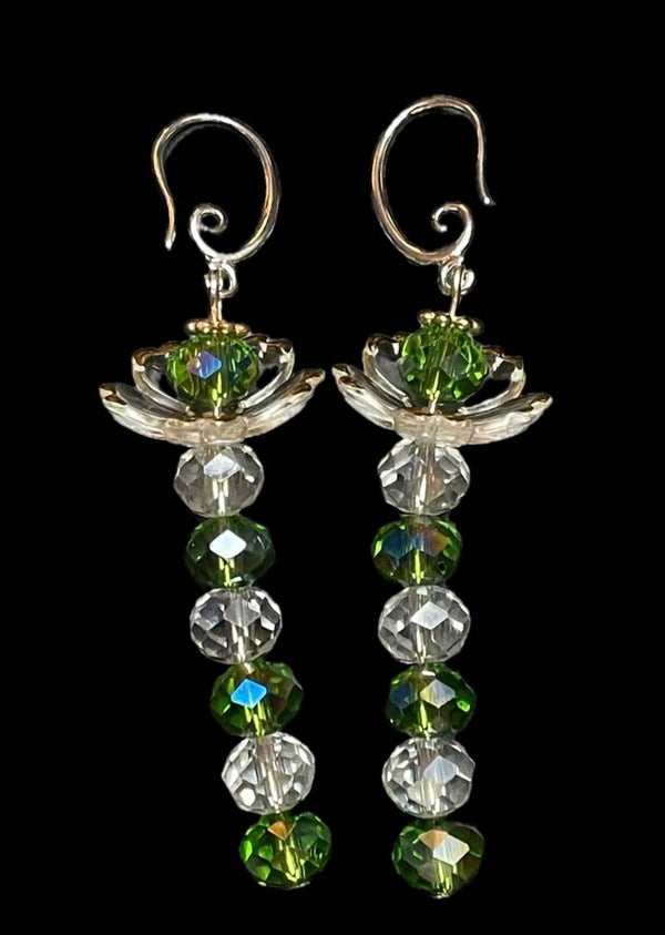 BIJOUX YOOAKI FORYOUREYES44 🪷Lotus  resilience and beauty  Résilience et beauté du lotus  🪷