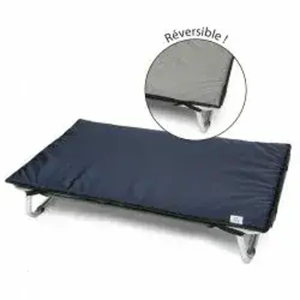 Coussin imperméable réversible pour lit dépliant
