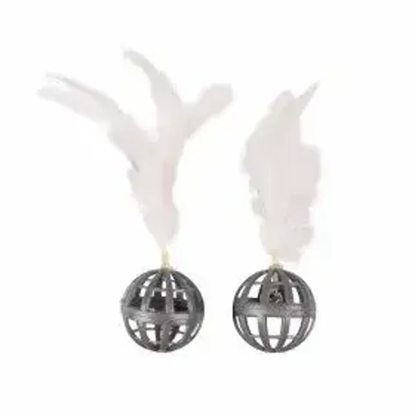 Lot de 2 balles ajourées avec plumes
