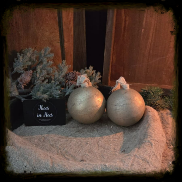 Kerst, gouden bal