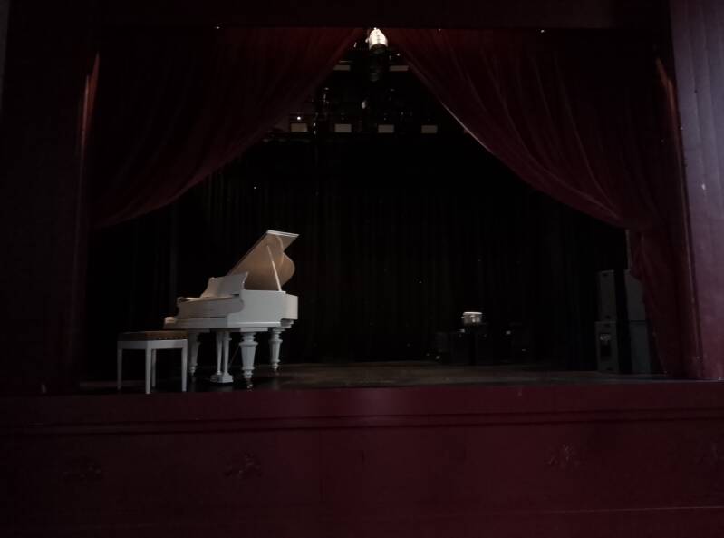 frank-malton-big-stage-standard.jpg