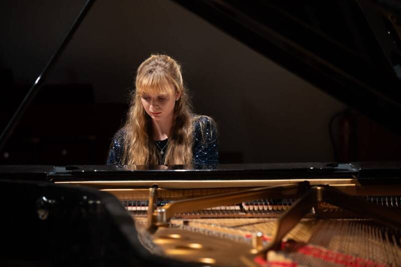 katie-playing-pic-standard.jpg