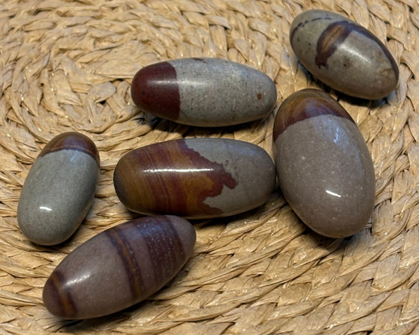 Shiva Lingam – Urkraft der Männlichkeit & schöpferisches Feuer