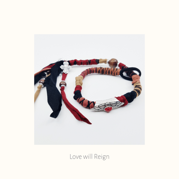 SOLD Hair wrap met lus 'Love will Reign'