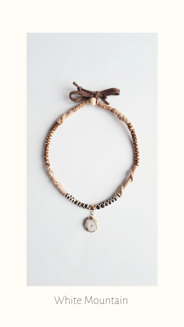 SOLD Ketting 'White Mountain'