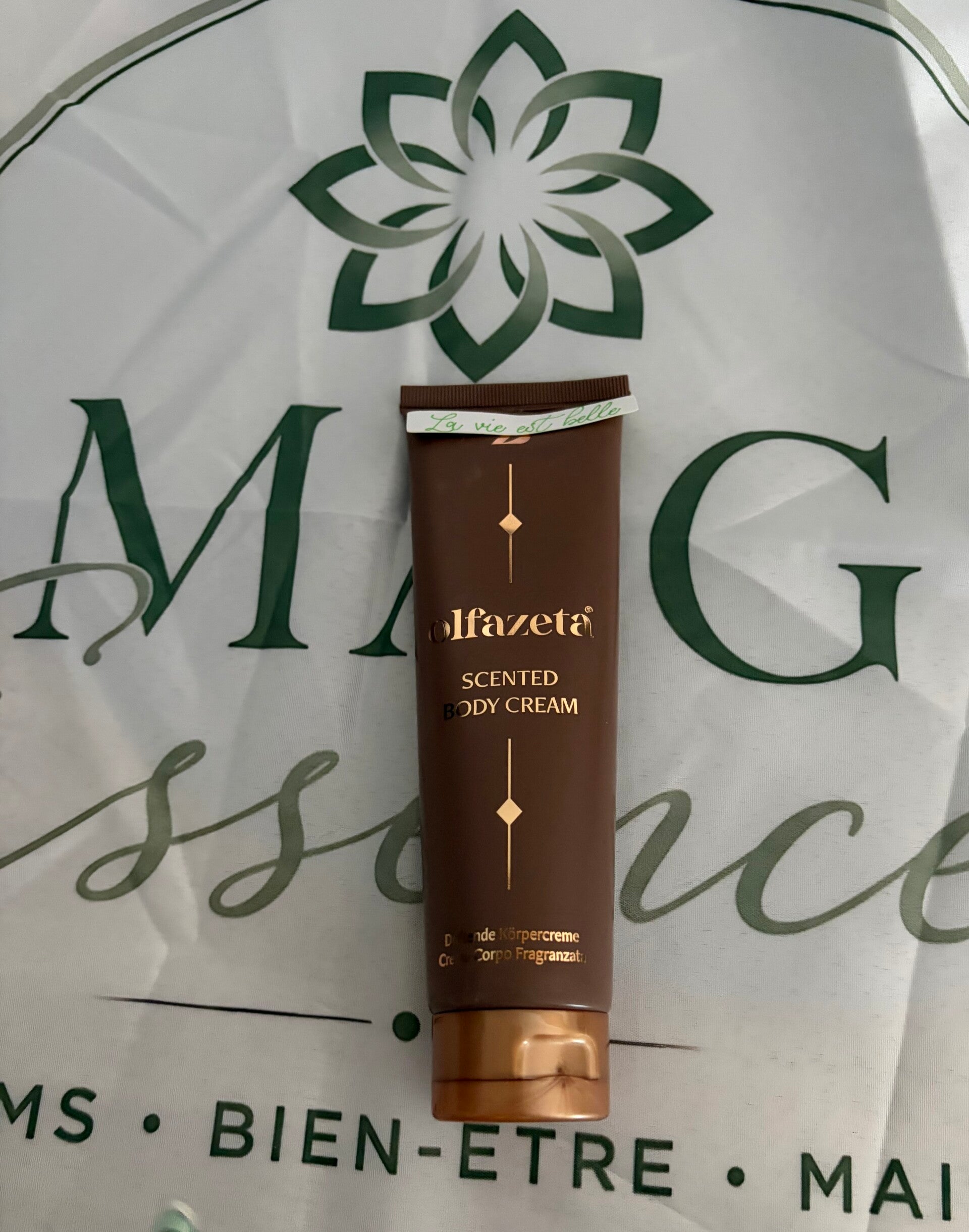 Crème corporelle parfumée inspirée