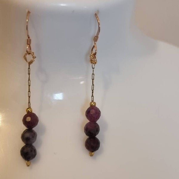 Pendentif chaîne doré avec pierre rubis ,crochet or rosé