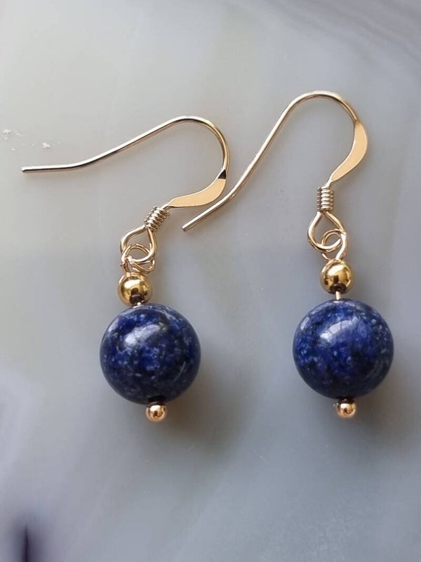 Boucles pierres lapis lazuli, crochet à l'or