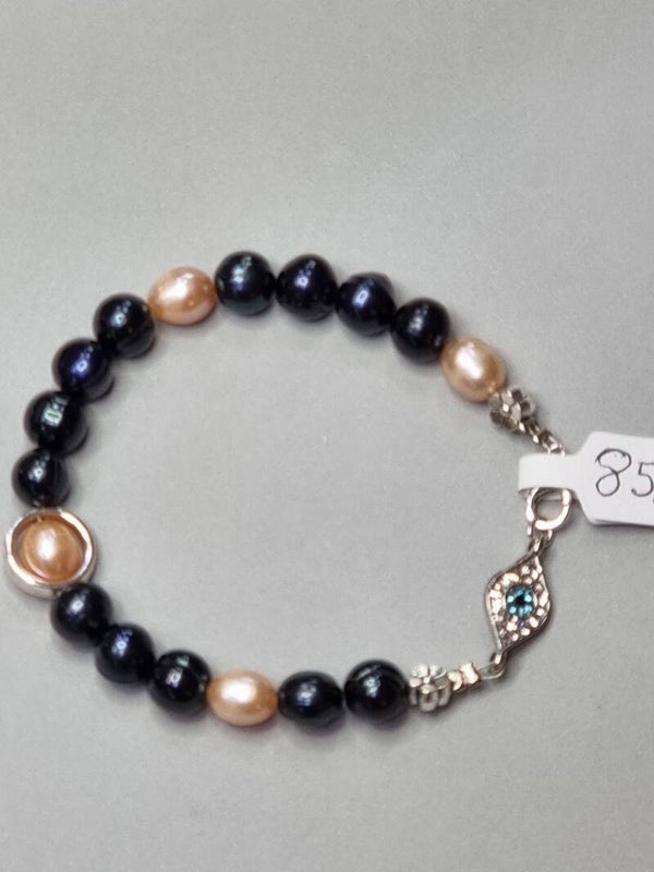 Bracelet perles bleu violet ,avec perles rose