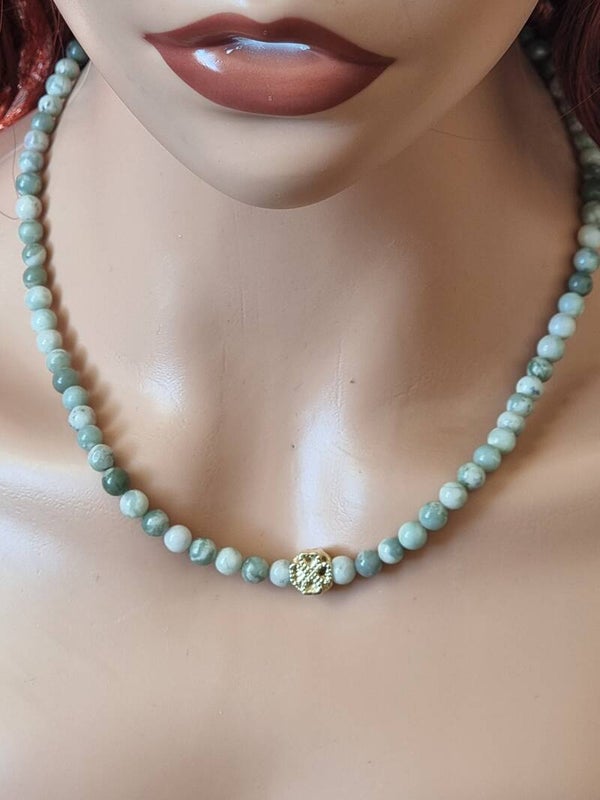 Collier jaspe Impérial  avec séparateur trèfle en or 14k